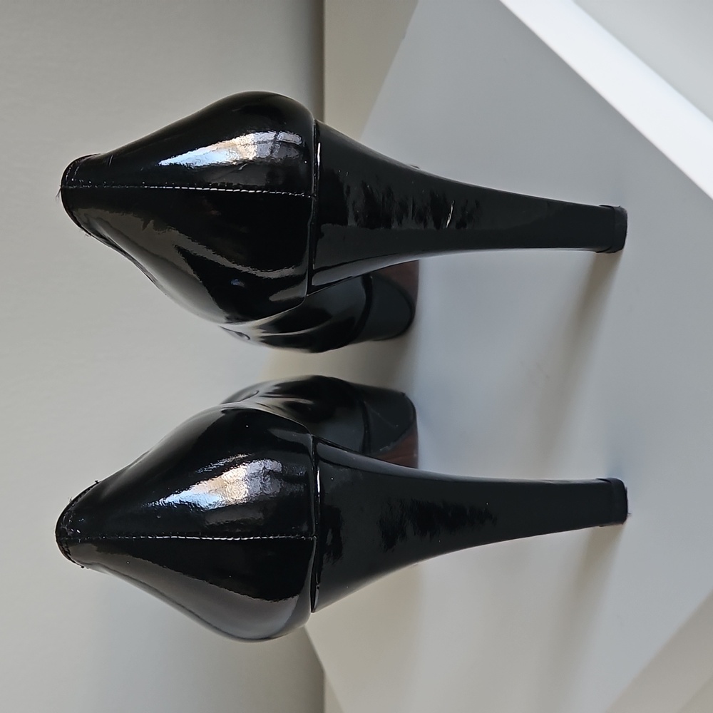 STUART WEITZMAN Elegant Black Women's Patent Leather Heels Size US 9 - Picture 5 of 9